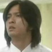 腮边的红