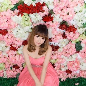 【东方依依】_东方依依好听的歌曲_mv_资料图片_新歌