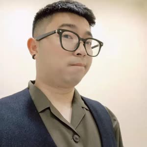 高三元