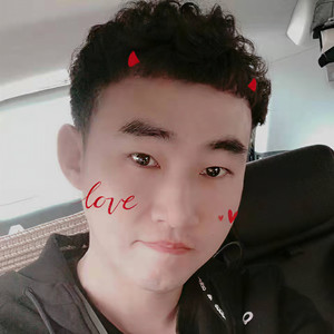 刻意靠近